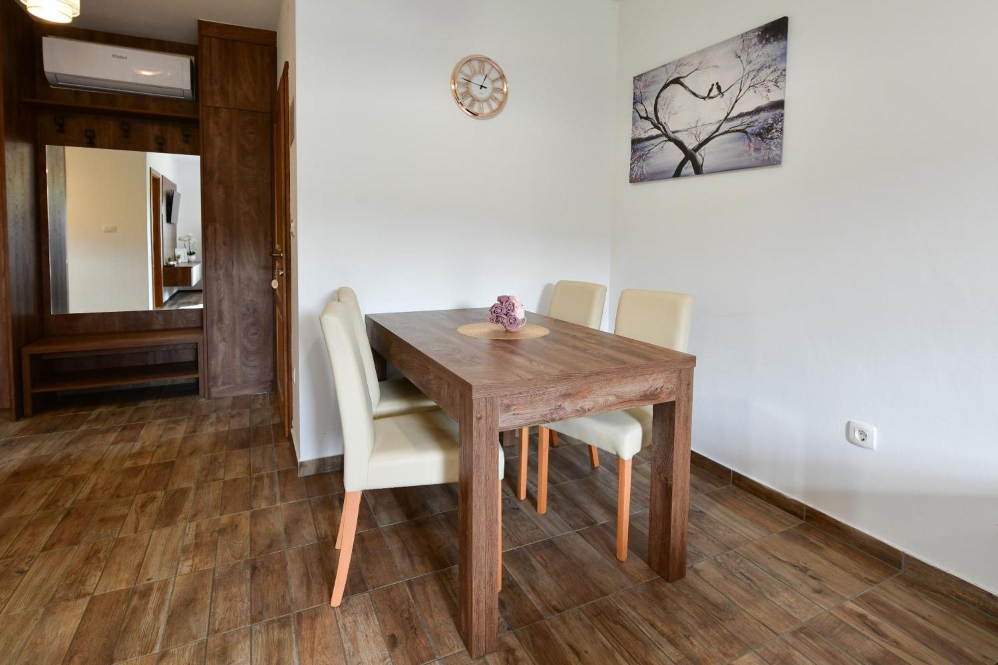 RastovačaFlora House公寓 客房 照片